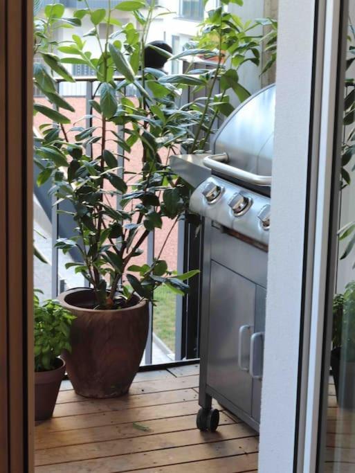 Smart Apt Mit Balkon Am Augarten Park Naehe Zentrum Вена Экстерьер фото