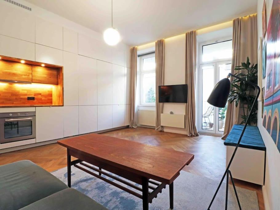 Smart Apt Mit Balkon Am Augarten Park Naehe Zentrum Вена Экстерьер фото